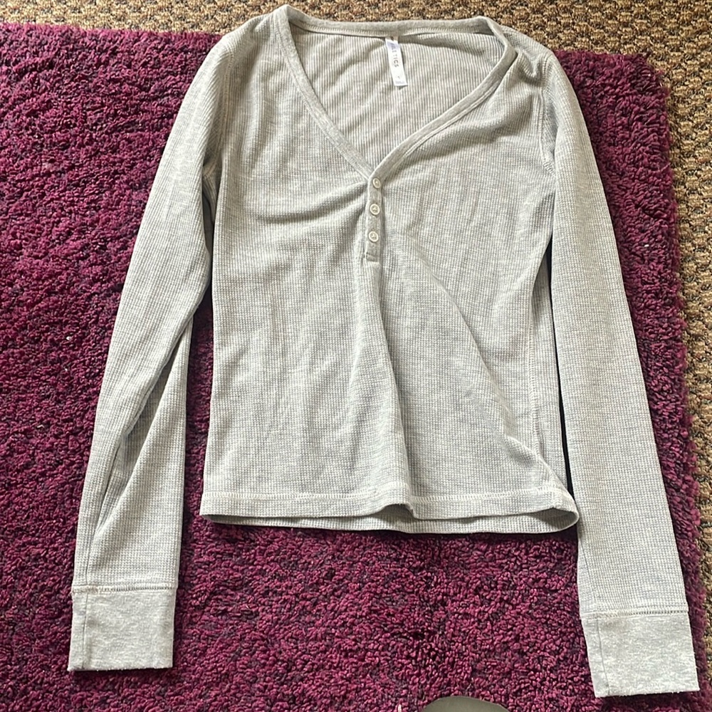 Fabletics Henle Grey Tee